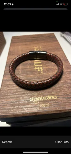 Pulseira de couro sintético marrom