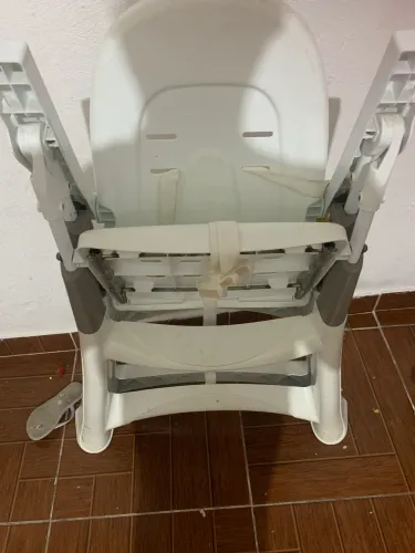 Cadeira de alimentação