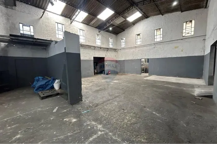 Galpão MAUÁ Industrial ZUP 1 500 m² | Pé-direito 9 m | Trifásico 180 KVA