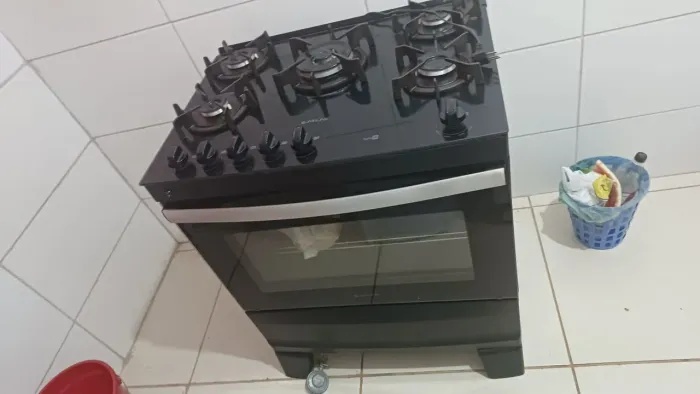 Fogão 5 bocas