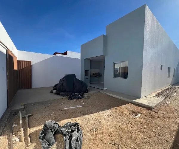 Casa disponível-T