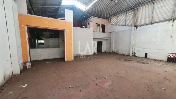 Galpão à venda, 10 vagas, Santa Tereza - Belo Horizonte/MG