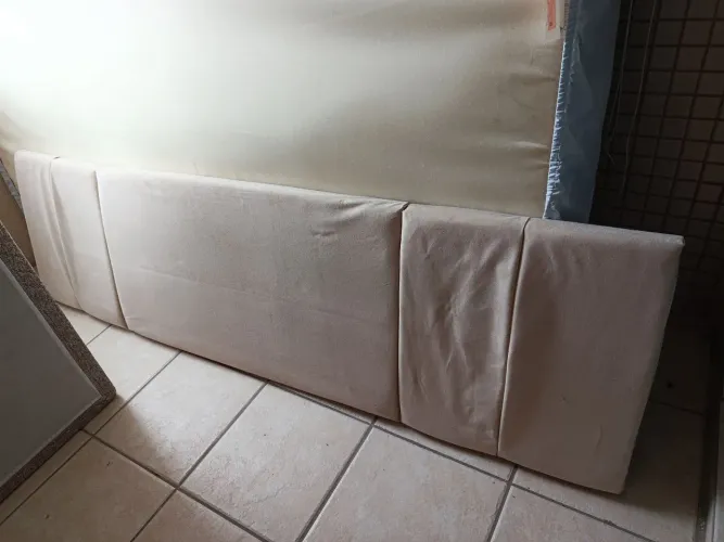 Vendo Colchão + base + cabeceira: Tamanho King / Marca Herval