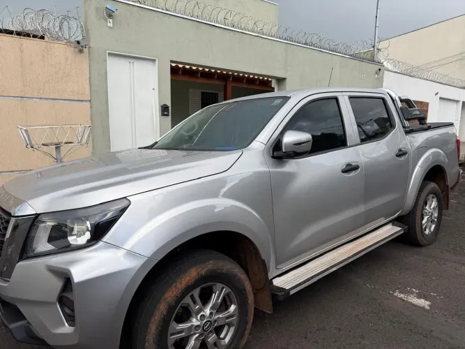 Nissan Frontier SE CD 4X4 2.3 Bi-TB Diesel Aut. 2023