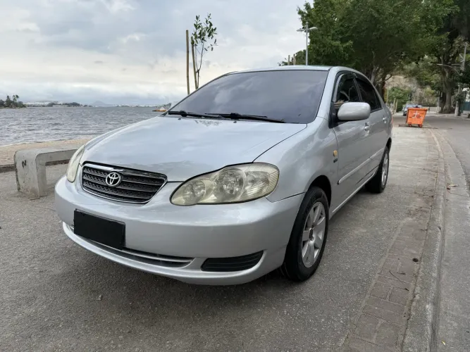 Toyota Corolla XLI 1.6 16V 110cv Aut. 2005