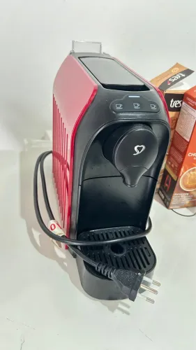 Cafeteira três corações