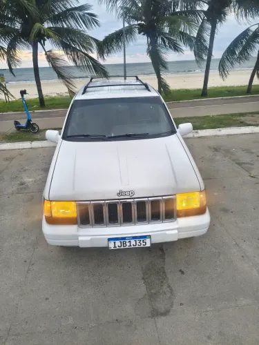 Jeep Grand Cherokee Laredo 4.0 Aut. 1998