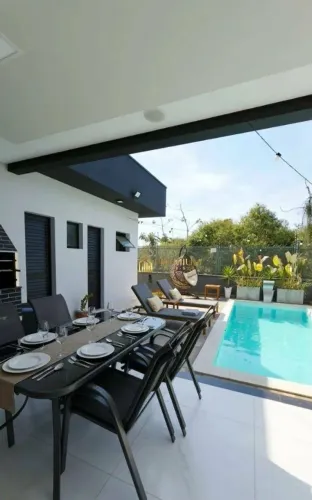 CASA TÉRREA ALTO PADRÃO CONDOMÍNIO MONTBLANC | AC PERMUTA