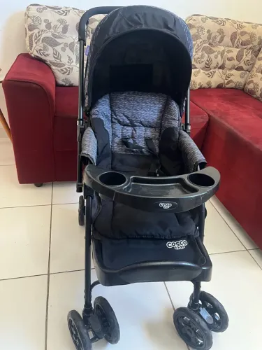 kit de carrinho e bebê conforto cosco ( carrinho novo ) contato *53