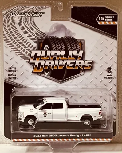 Greenlight Dually Drivers 2023 Ram 3500 Laramie Dually LAPD Police 1:64