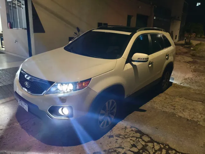 Kia Motors Sorento 3.5 V6 24V 278cv 4X4 Aut. 2012