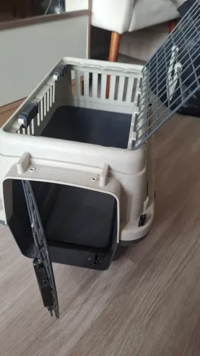 Caixa transporte para gatos só 100,00