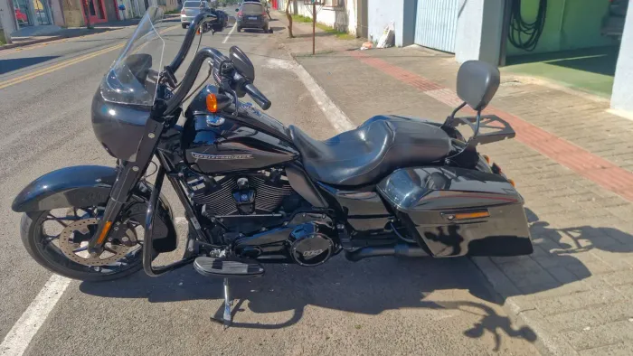 Road king special
