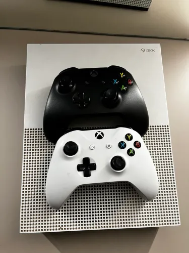 Xbox one s 500 gb