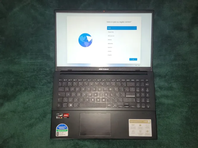 Notebook ASUS VivobookGo15-W11-15,6" FHD IPS-Ryzen 5-16 GB-512 GB SSD/-2 Meses Uso/Negocio