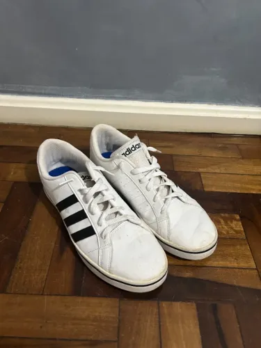 Adidas VS Pace brancos - Usado