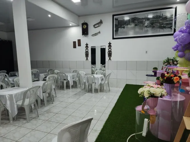 Salão de recepção refrigerado no Tapanã