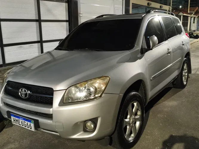 Toyota RAV4 2.4 4X4 16V 170cv Aut. 2010