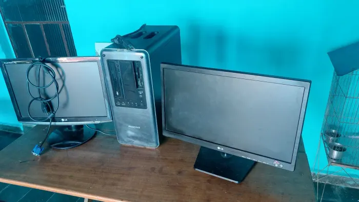 Pc completo cabos moue tecldado e 1 monitor de brinde