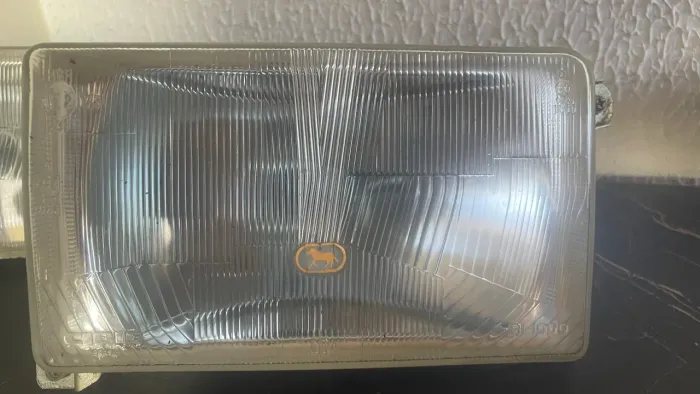 1 Farol Cibie VW Santana 044348 LD