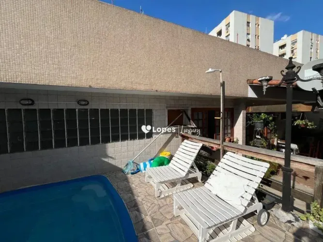 Cobertura, Grajaú,3 quartos,piscina,churrasqueira e vaga na escritura.valor R$ 850.000,00