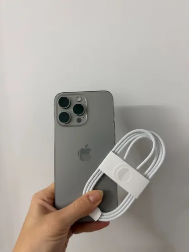 iPhone 15 Pro Max 256gb (Bateria 100%)