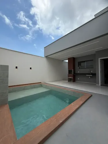 CASA NO ARAÇAGI LADO PRAIA COM 3 SUÍTES- NASCENTE