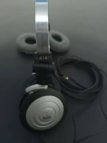 Fone AKG K414P Original - O Queridinho dos Músicos para Retorno de Palco!