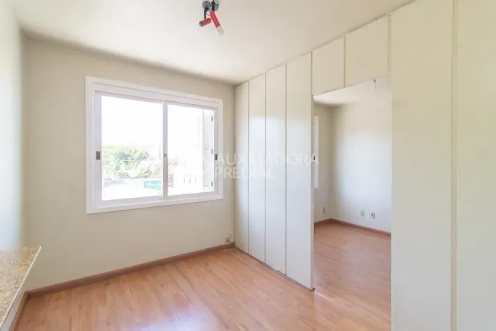 Apartamento com 1 Dormitório - Tristeza