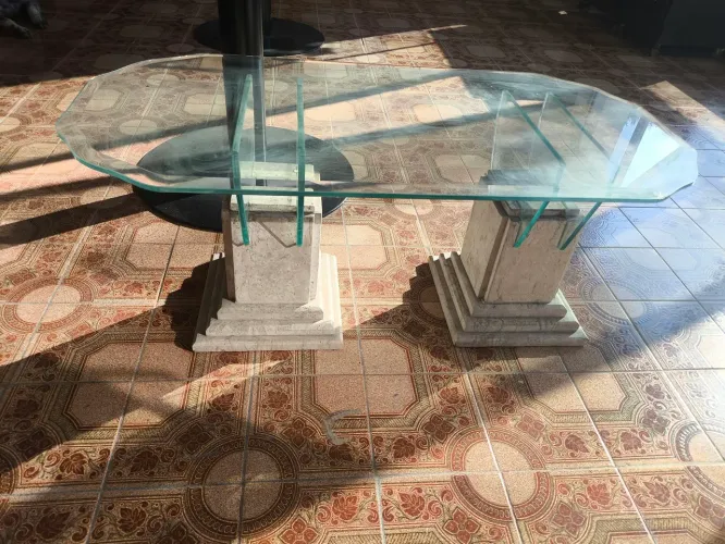 Mesa de centro de vidro