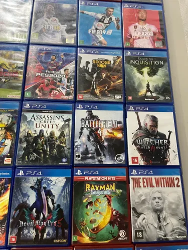 Jogos de PS4 e PS5 valores na descrição