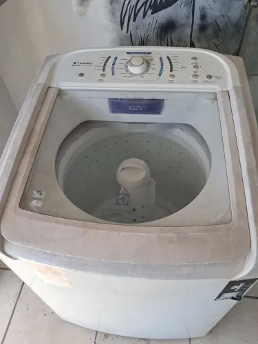 Vende uma máquina de lavar roupa, Electrolux 15kg