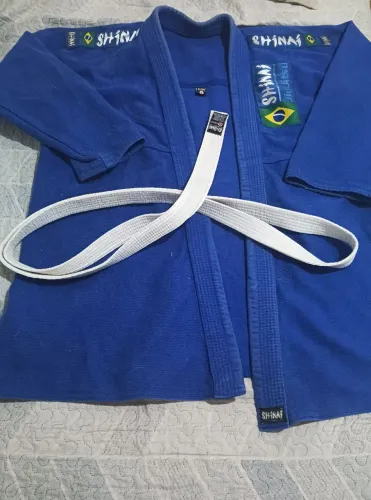 Casaco de kimono Jiu-jitsu azul da marca ahinai Brasil, + faixa branca shinai