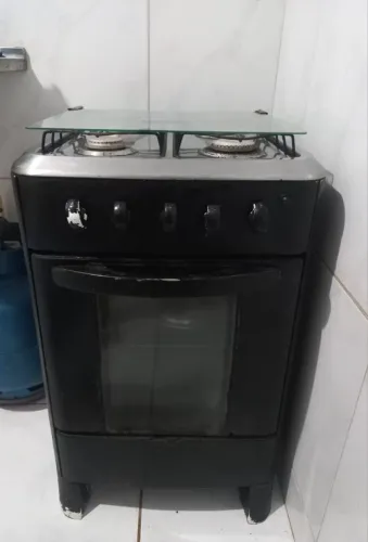FOGÃO ESMALTEC 4 BOCAS.