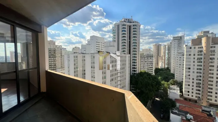 Apartamento para venda ou locação no Paraiso com 230m², 3 dormitórios sendo 2 suítes e 3 v