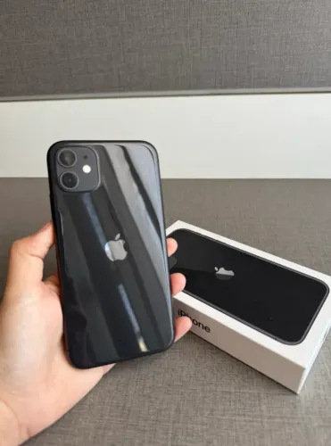 IPHONE 11 - TUDO ORIGINAL - 64 GB