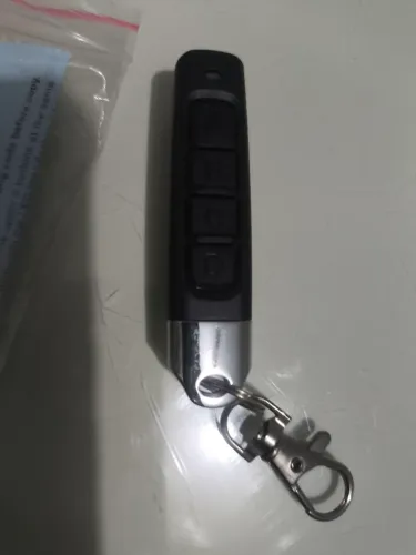Controle de portão ou para alarme