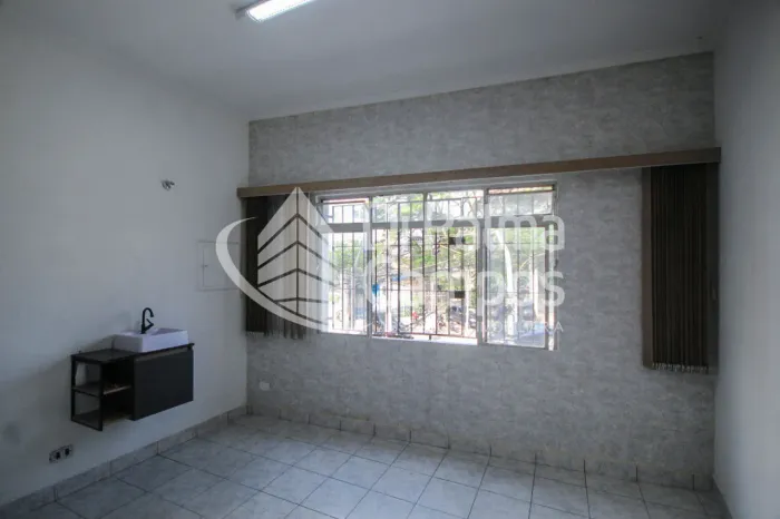 Sala comercial para alugar em sobreloja com 33m² no Jabaquara