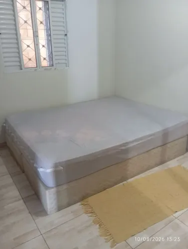 Cama Queen Usada
