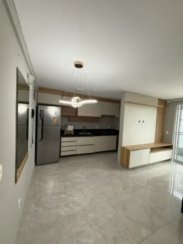 APARTAMENTO PROJETADO COM 3 QUARTOS NO ILHAS GREGAS - VISTA MAR