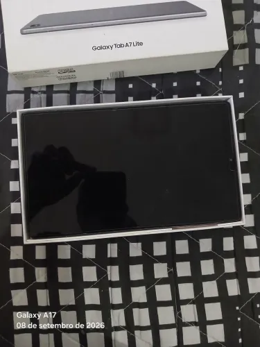 Vendo tablet tabA7 lite . Semi novo
