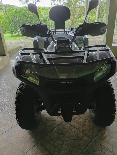 Quadriciclo 4x4 Goes 400l