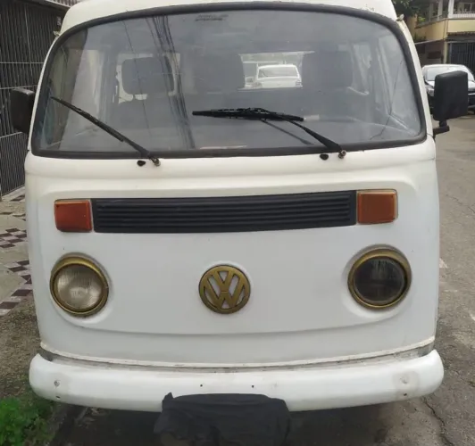 Volkswagen Kombi Standard/ Luxo/ Serie Prata 1998