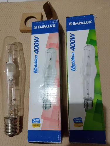 ? 2- Lâmpadas Empalux Metálica 400W | Rosa e Verde