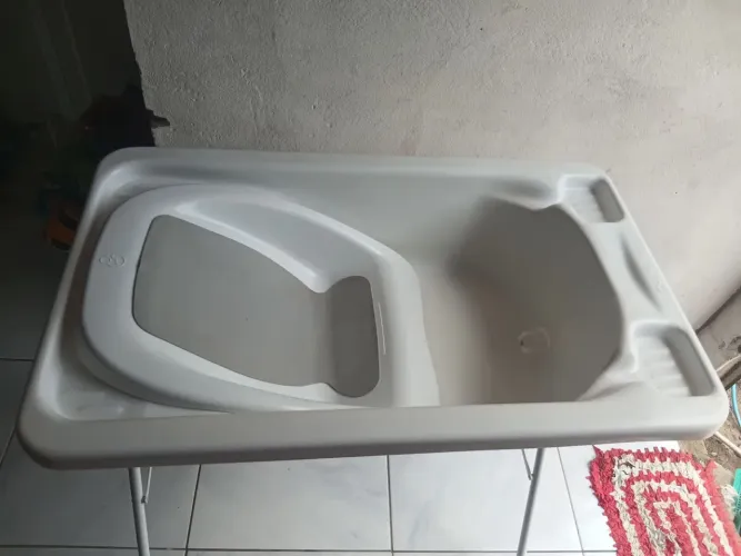 Vendo banheira cm suporte 200