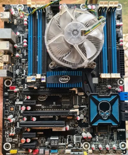 Kit Intel Extreme X79 Original + Core i7-3930K (6 núcleos) + Cooler