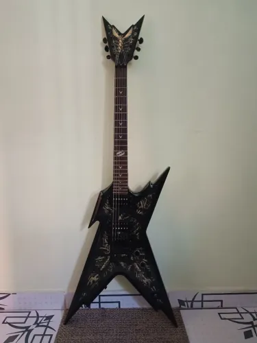 Dean Guitars Razorback Biomech Dimebag c/ Floyd Rose
