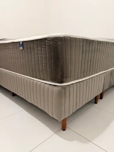 Cama Box Queen