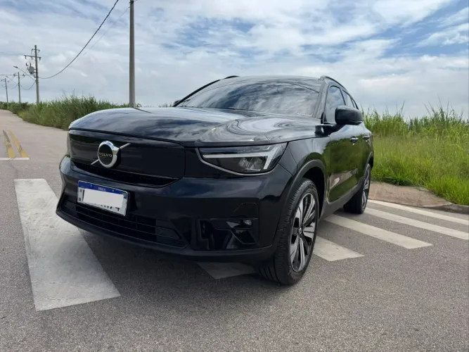 Volvo XC40 Recharge Plus (elétrico) 2023