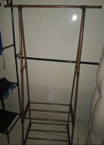Arara de Roupas Closet Multifuncional Prateleira com Rodas